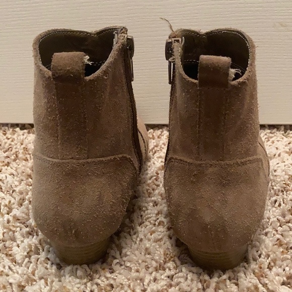 Steve Madden Booties - Picture 3 of 5